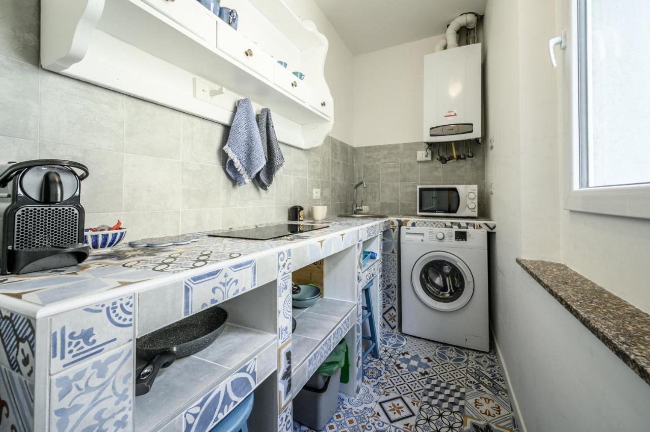 Appartement Le Finestre Sul Borgo 2 à Parme Extérieur photo